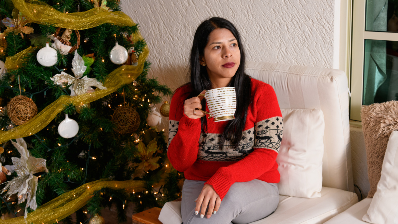 Coming Home Hits Different_ A First-Gen Latina’s Guide to Surviving the Holidays After Leaving for College